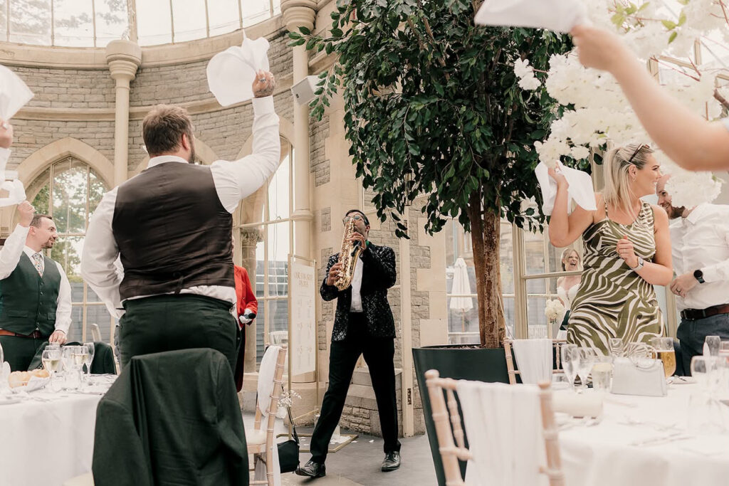 Olivia & Liam - De Vere Tortworth Court (Photo: Matt Tyler)