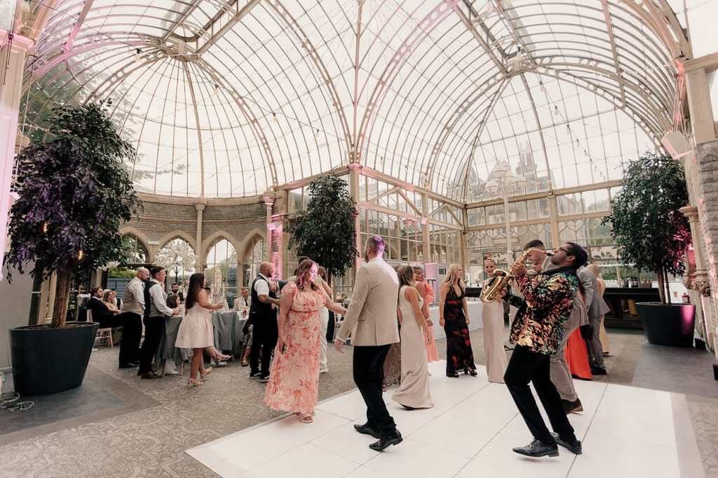 Olivia & Liam - De Vere Tortworth Court (Photo: Matt Tyler)