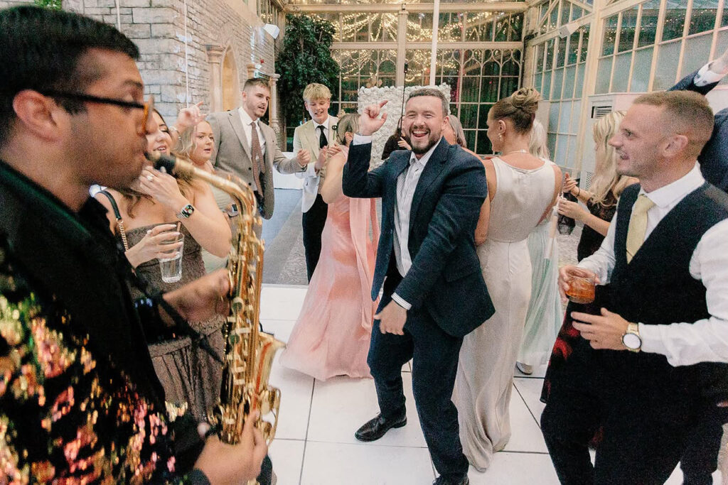 Olivia & Liam - De Vere Tortworth Court (Photo: Matt Tyler)