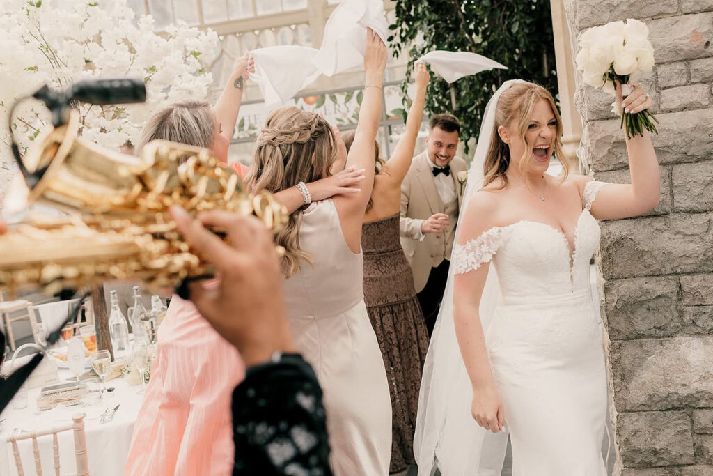Olivia & Liam - De Vere Tortworth Court (Photo: Matt Tyler)