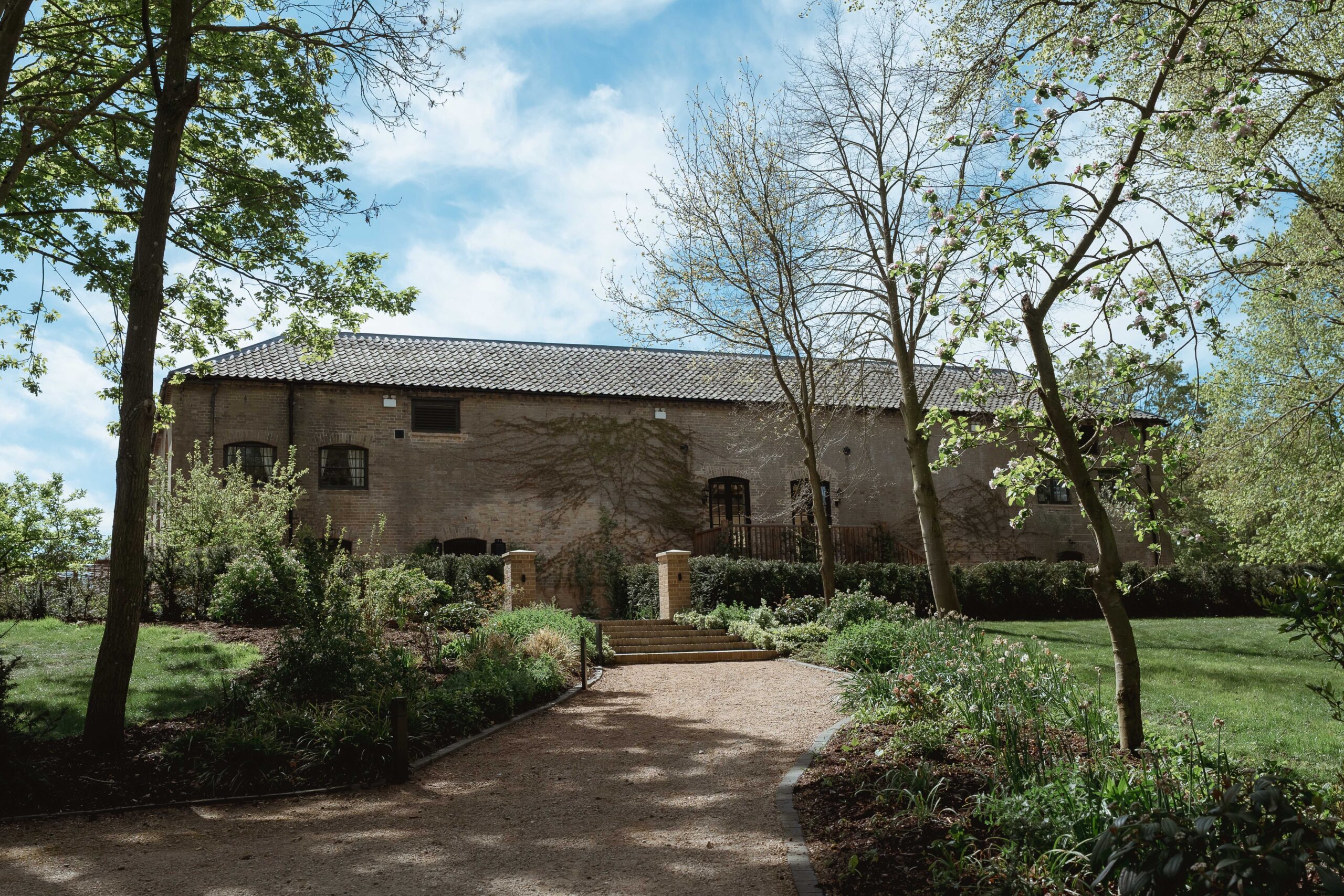 Shotesham Park - The Old Stables (@georgiarachaelphotography)